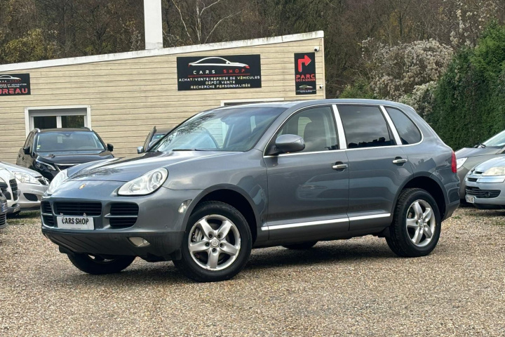 PORSCHE CAYENNE