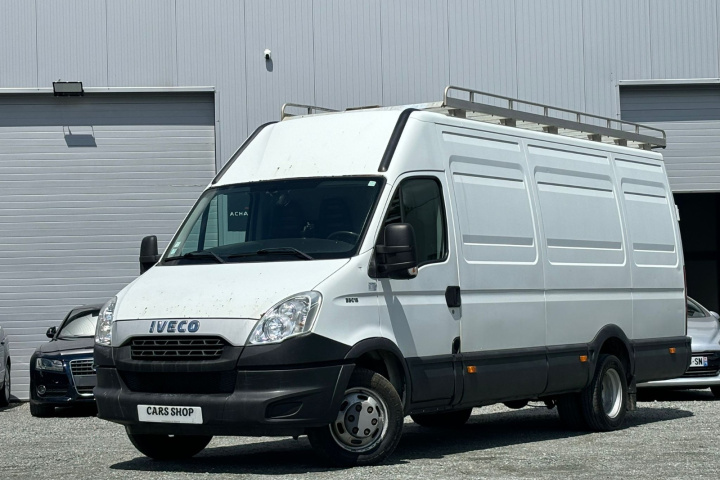 IVECO DAILY FOURGON